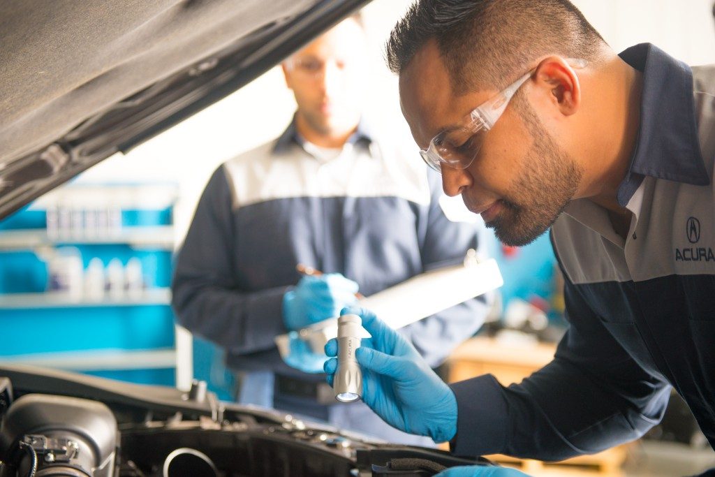 Acura Engine Air Filter Inspection